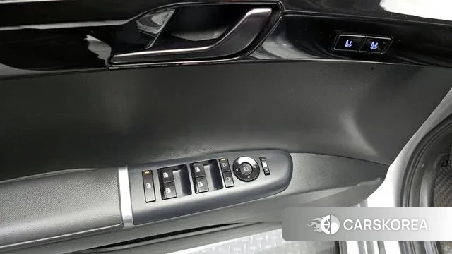 Hyundai Grandeur (GN7) 2023 Серебристо-серый из Кореи, фото 5