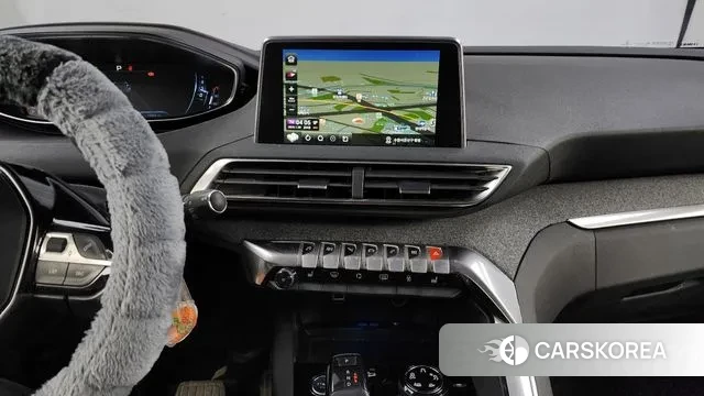 Peugeot 3008 second generation 2018 Белый из Кореи, фото 5