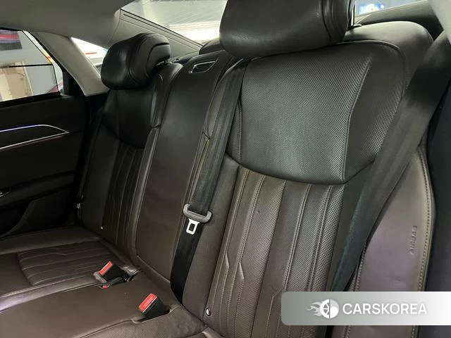 Audi A8 2020 Черный из Китая, фото 5