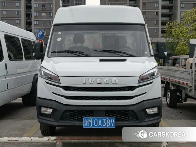 Iveco proud 2025 Белый из Китая, фото 5
