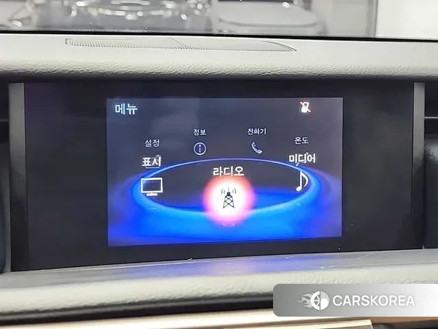 Lexus New IS300 2018 Серебристо-серый из Кореи, фото 5