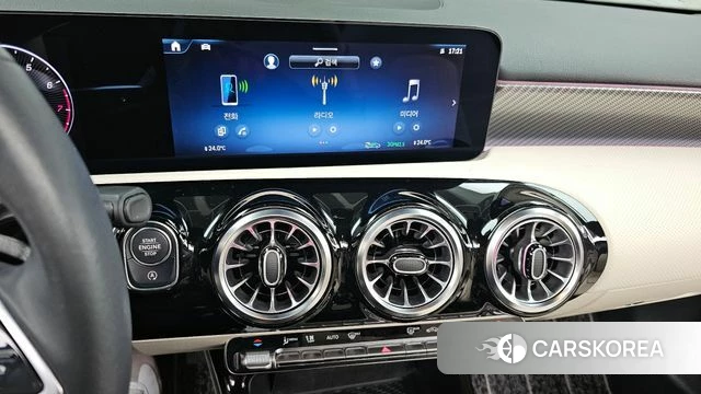 Mercedes-Benz A-Class W177 2023 Белый из Кореи, фото 5