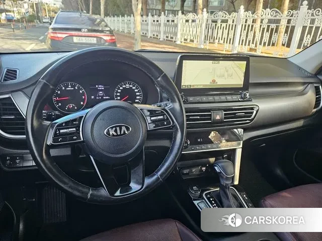Kia Seltos 2019 Белый из Кореи, фото 5