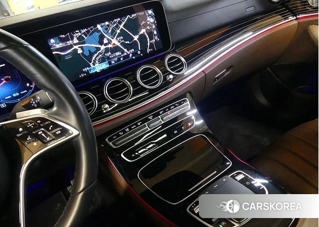 Mercedes-Benz E-Class W213 2023 Черный из Кореи, фото 5