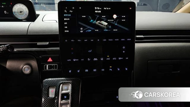 Hyundai Staria 2023 Белый из Кореи, фото 5