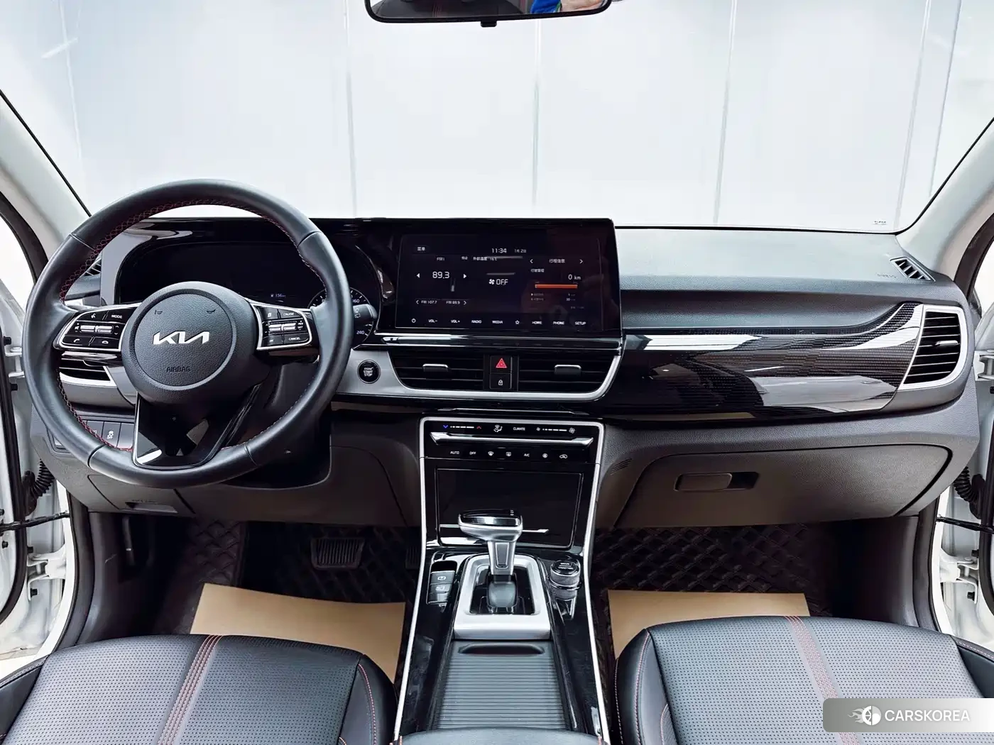 Kia KX3 proud run 2022 Белый из Китая, фото 5