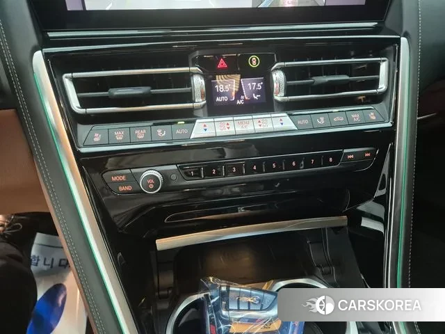 BMW 8 Series (G15) 2025 Белый из Кореи, фото 5