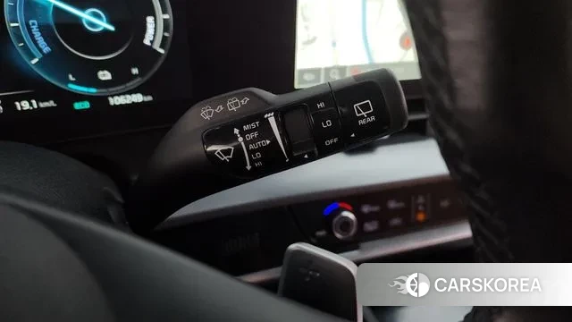 Kia Sportage 5th Generation Hybrid 2023 Белый из Кореи, фото 5