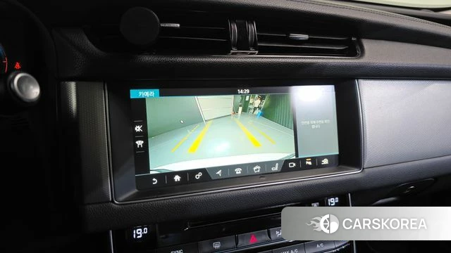 Jaguar XF (X260) 2018 Белый из Кореи, фото 5