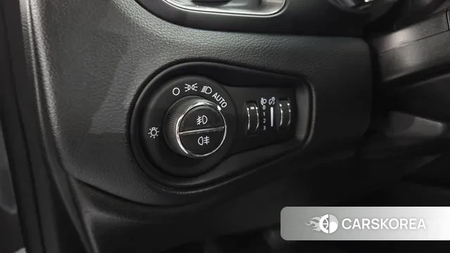 Jeep Renegade 2019 Серый из Кореи, фото 5