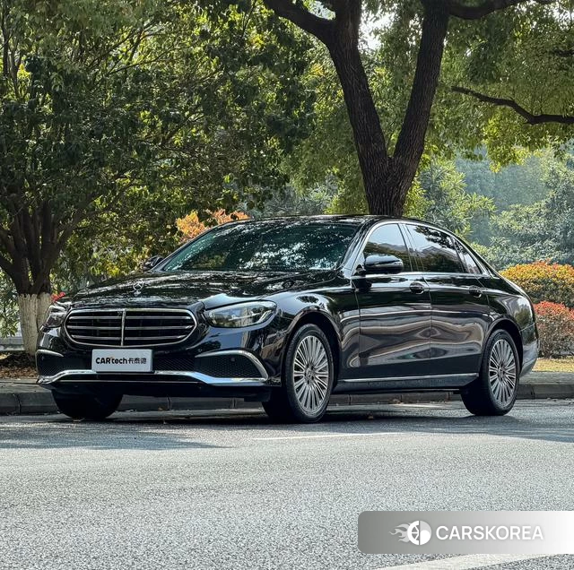 Mercedes-Benz E-class 2022 Черный из Китая, фото 5