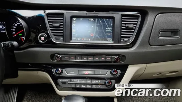 Kia All New Carnival 2018 Черный из Кореи, фото 5