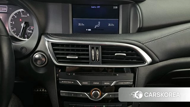 Infiniti Q30 2019 Серый из Кореи, фото 5