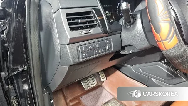 Ssangyong The New Rexton Sports Cannes 2021 Серый из Кореи, фото 5