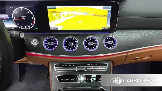 Mercedes-Benz E-Class W213 2019 Белый из Кореи, фото 5