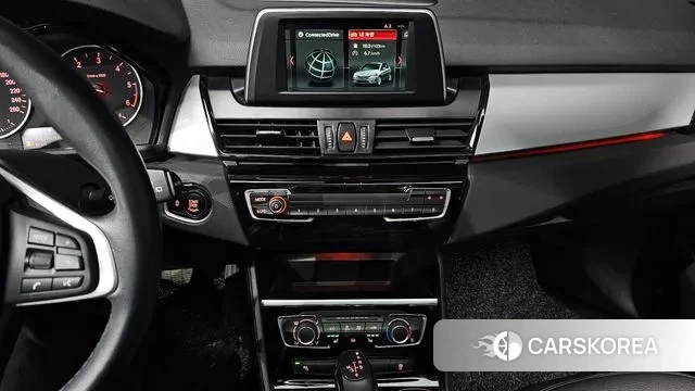 BMW 2 Series Active Tourer (F45) 2018 Белый из Кореи, фото 5