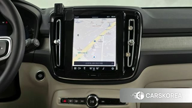 Volvo XC40 2023 Черный из Кореи, фото 5