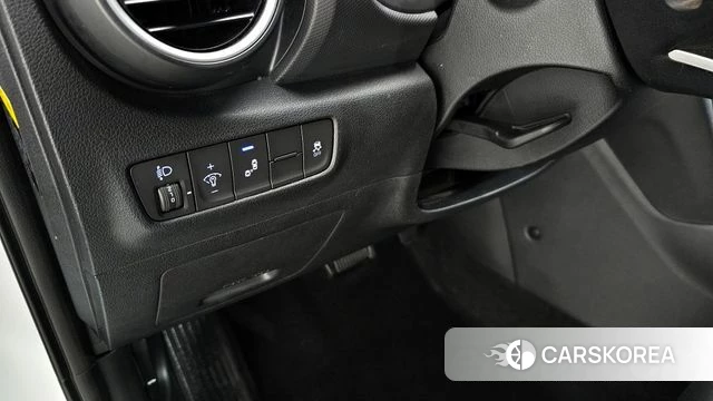 Hyundai Kona 2018 Белый из Кореи, фото 5