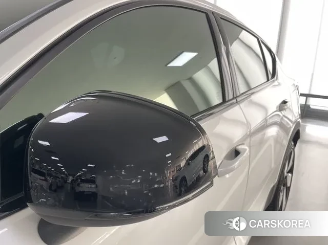 Volvo C40 Richards 2024 Белый из Кореи, фото 5