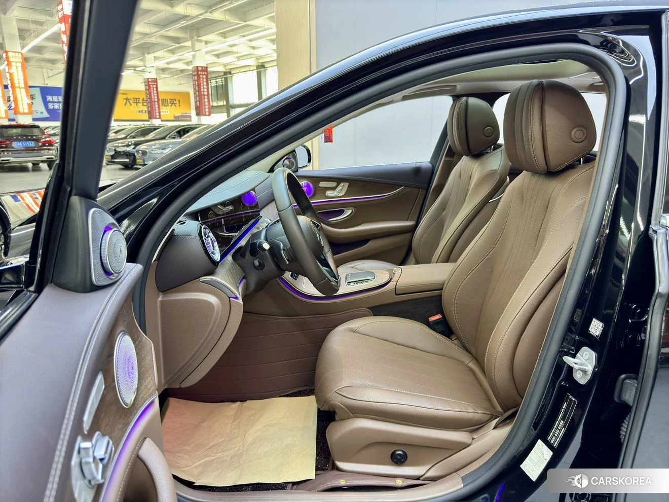 Mercedes-Benz E-Class 2023 Черный из Китая, фото 5