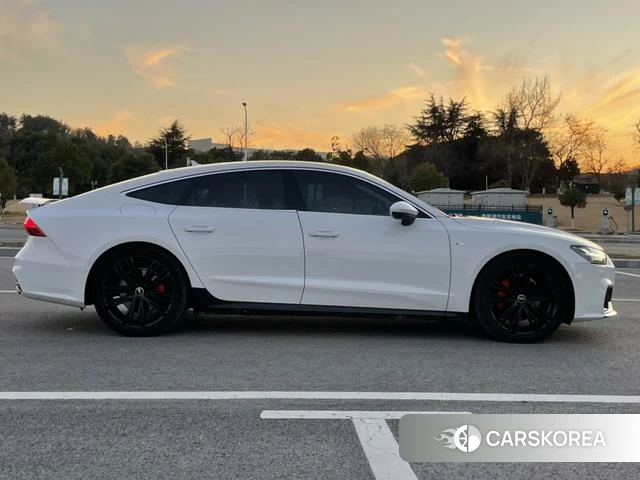 Audi A7 2024 Белый из Китая, фото 5
