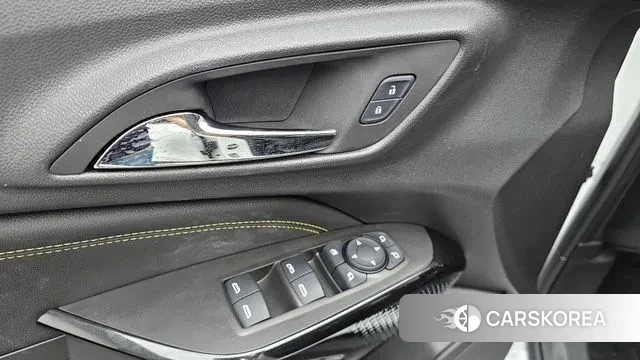 Chevrolet (GM Daewoo) Trax Crossover 2023 Белый из Кореи, фото 5