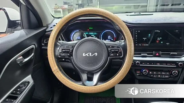 Kia Niro Plus 2022 Белый из Кореи, фото 5