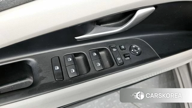 Hyundai Avante Hybrid (CN7) 2022 Серебряный из Кореи, фото 5