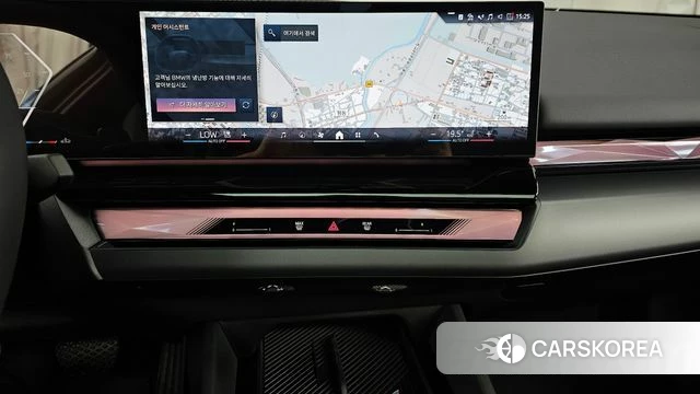 BMW 5 Series (G60) 2025 Черный из Кореи, фото 5