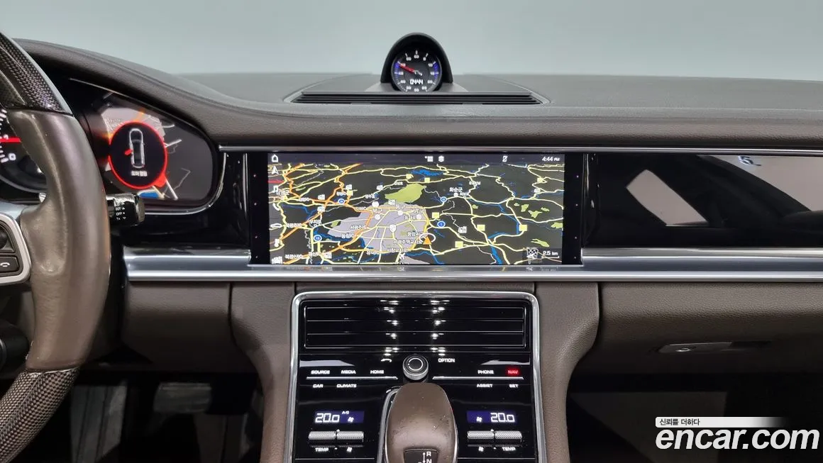 Porsche Panamera (971) 2018 Белый из Кореи, фото 5