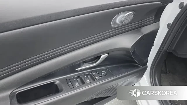 Hyundai Avante (CN7) 2023 Белый из Кореи, фото 5