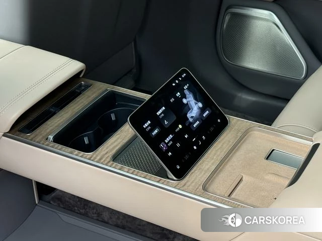 Weilai ET9 2025 Темно-серый из Китая, фото 5