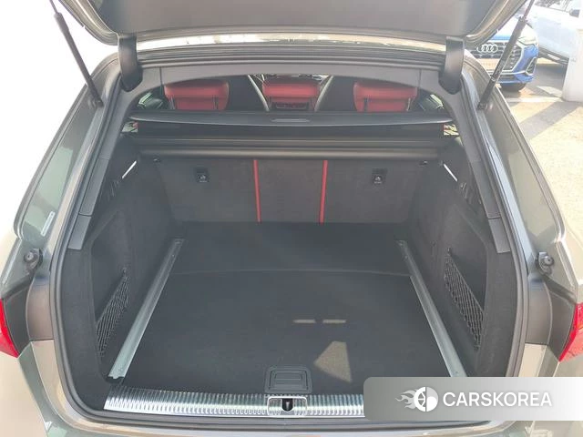 Audi S4 2024 Темно-серый из Китая, фото 5