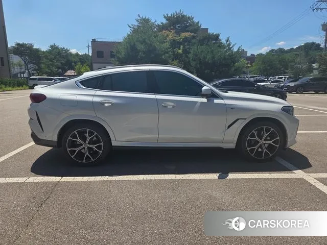 BMW X6 (G06) 2022 Белый из Кореи, фото 5