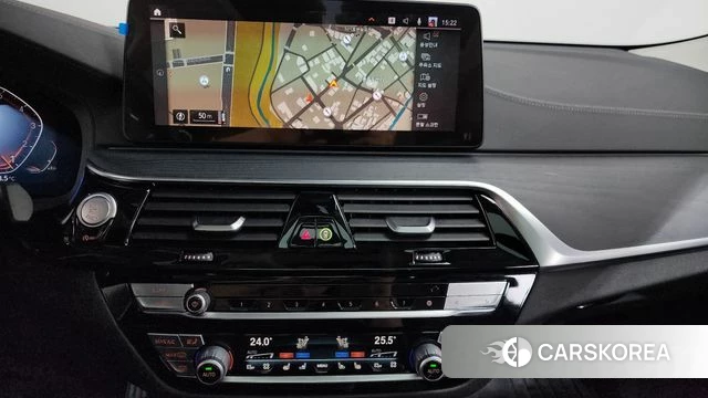 BMW 6 Series GT (G32) 2021 Серебристо-серый из Кореи, фото 5