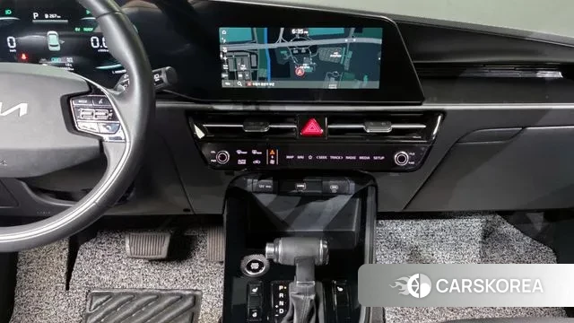 Kia Di Ol Nu Niro 2022 Красный из Кореи, фото 5