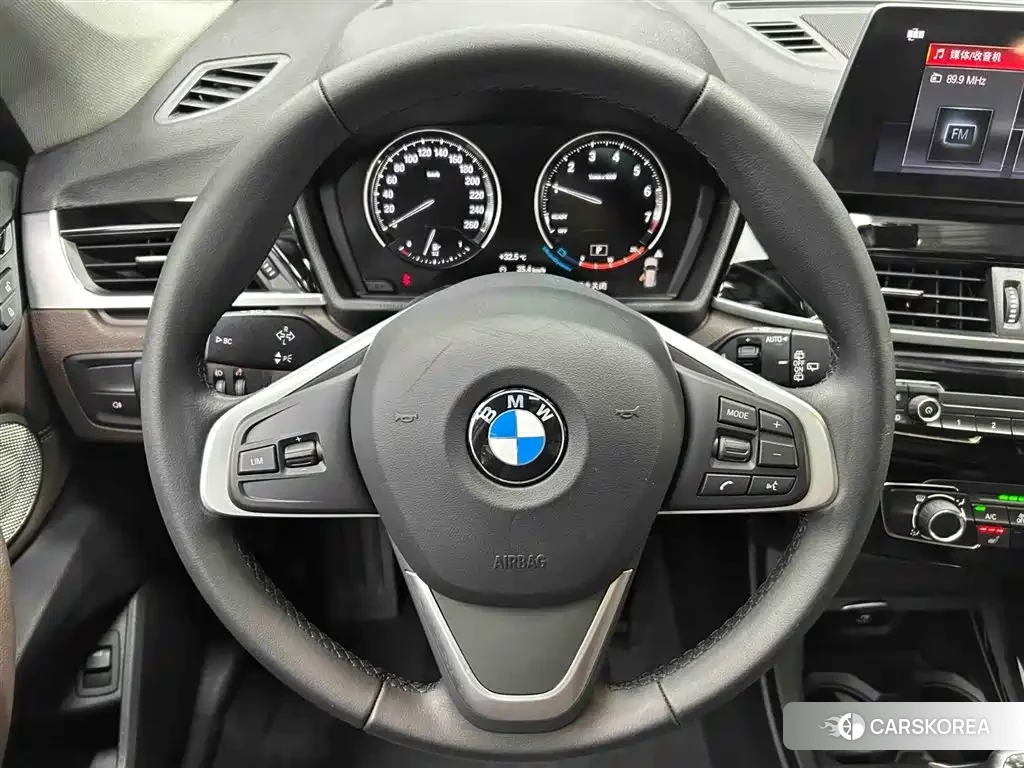BMW X1 2022 Белый из Китая, фото 5