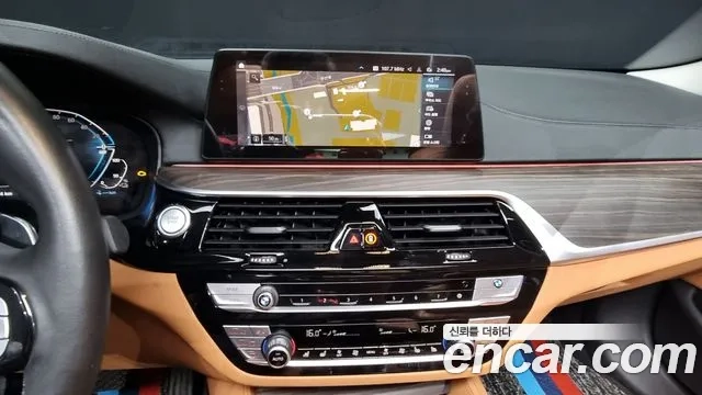 BMW 5 Series (G30) 2019 Белый из Кореи, фото 5