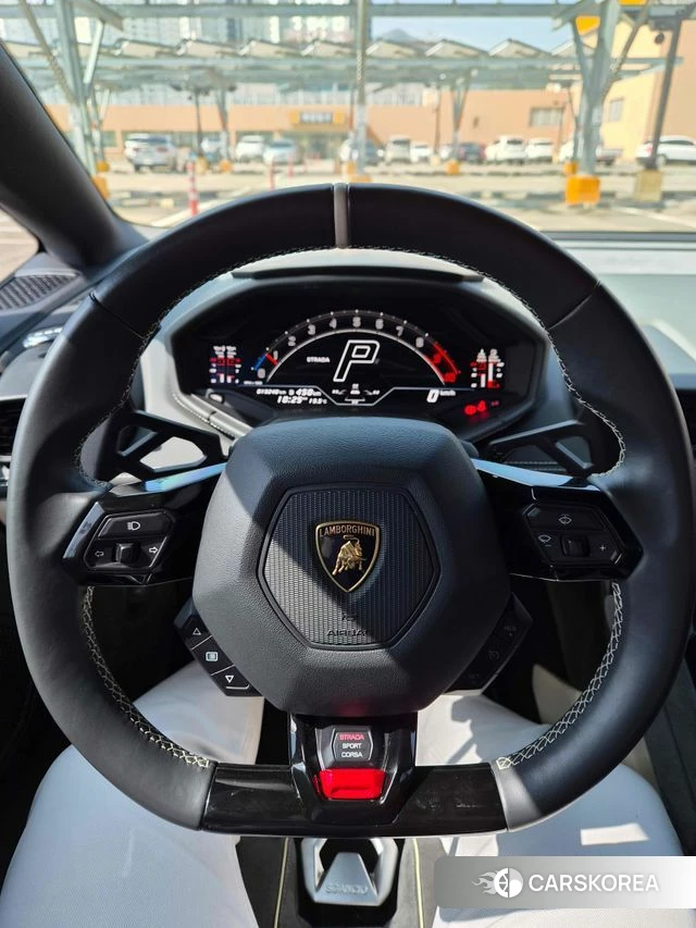 Lamborghini Huracan 2023 Белый из Кореи, фото 5