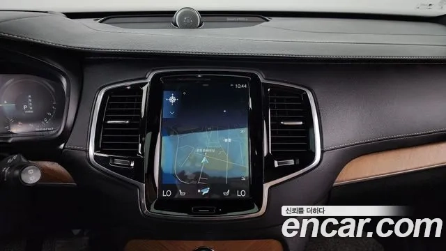 Volvo XC90 second Generation 2018 Белый из Кореи, фото 5