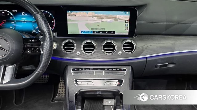Mercedes-Benz E-Class W213 2021 Белый из Кореи, фото 5