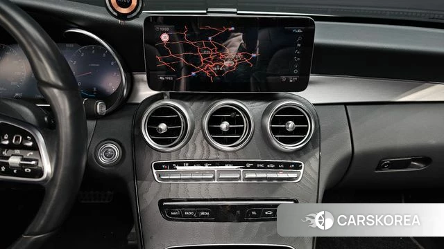 Mercedes-Benz C-Class W205 2021 Белый из Кореи, фото 5