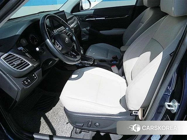 Kia Seltos 2020 Синий из Кореи, фото 5