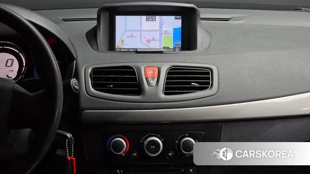 Renault Korea (Samsung) SM3 Neo 2018 Серебряный из Кореи, фото 5