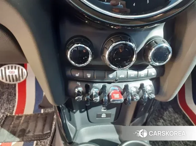 Mini Cooper S 2023 Небесно-голубой из Кореи, фото 5