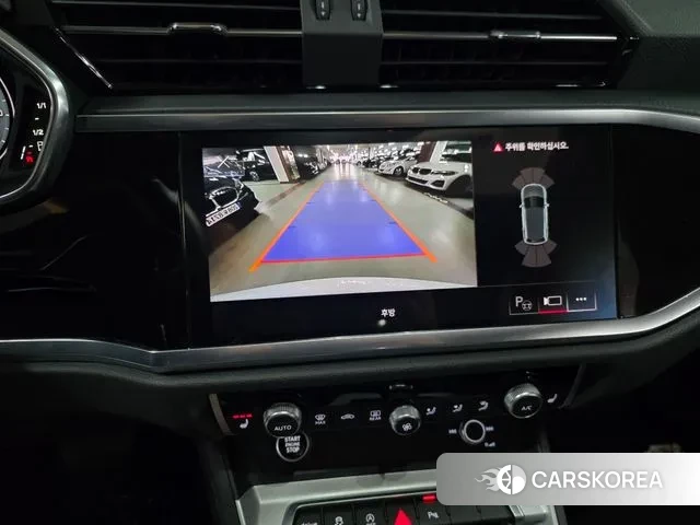 Audi Q3 (F3) 2023 Белый из Кореи, фото 5