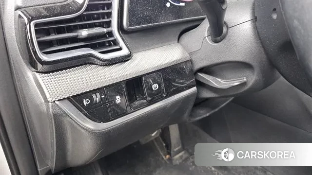 Kia Sportage 5th Generation 2021 Белый из Кореи, фото 5