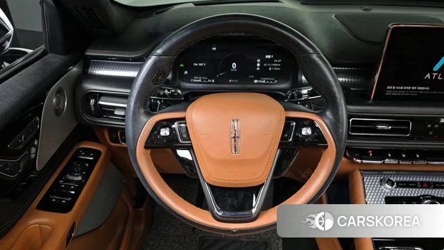 Lincoln Aviator 2nd generation 2022 Черный из Кореи, фото 5