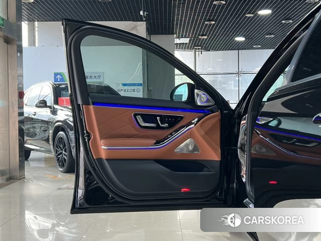 Mercedes-Benz Maybach S-class 2024 Черный из Китая, фото 5