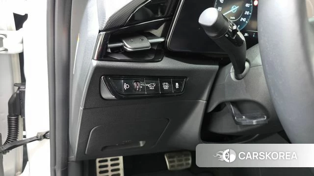 Kia Di Ol Nu Niro 2022 Белый из Кореи, фото 5